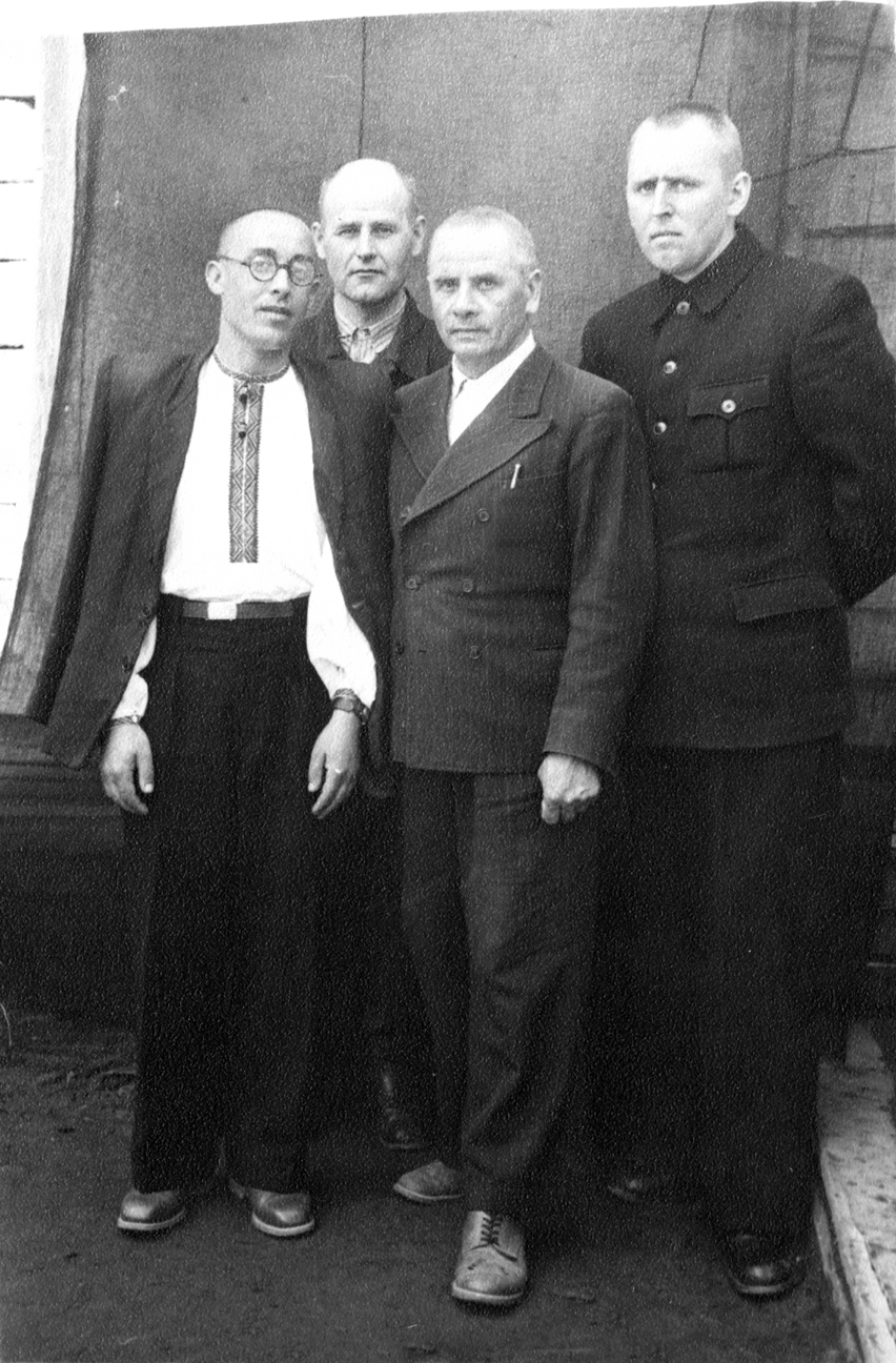 Su kunigais P. Vasilik, S. Javorskij, S. Kiškiu.